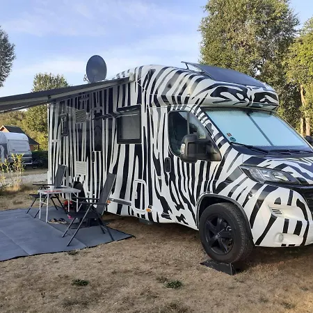 Les Falaises De キャンプ場 *