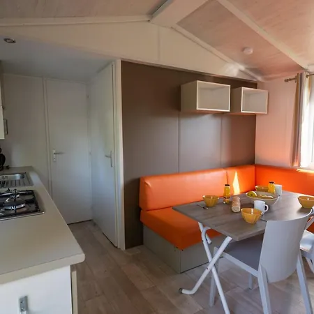 Les Falaises De キャンプ場 Toussaint