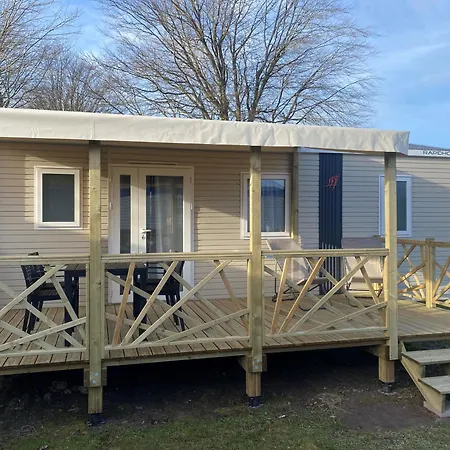 Les Falaises De Toussaint