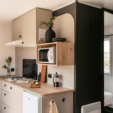 Campeggio Les Falaises De